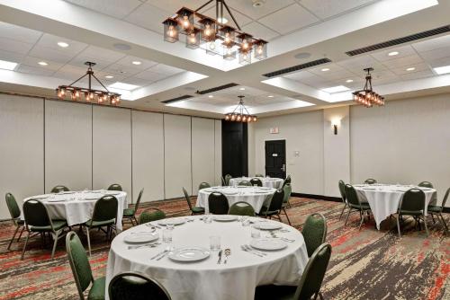 doubletree by hilton hattiesburg ms