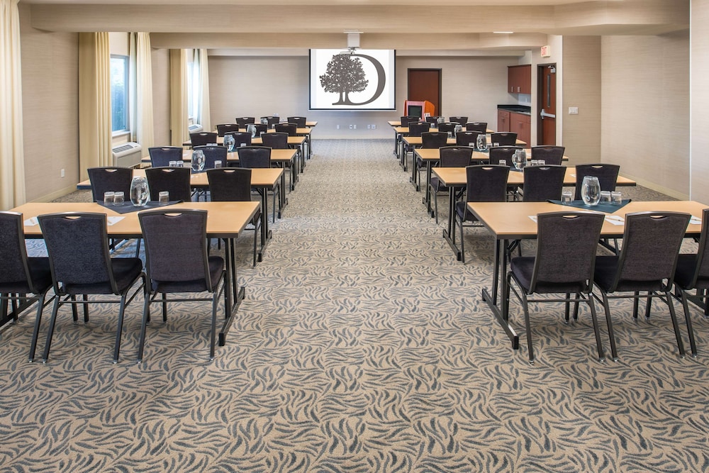 the newberry hotel bend tapestry collection by hilton