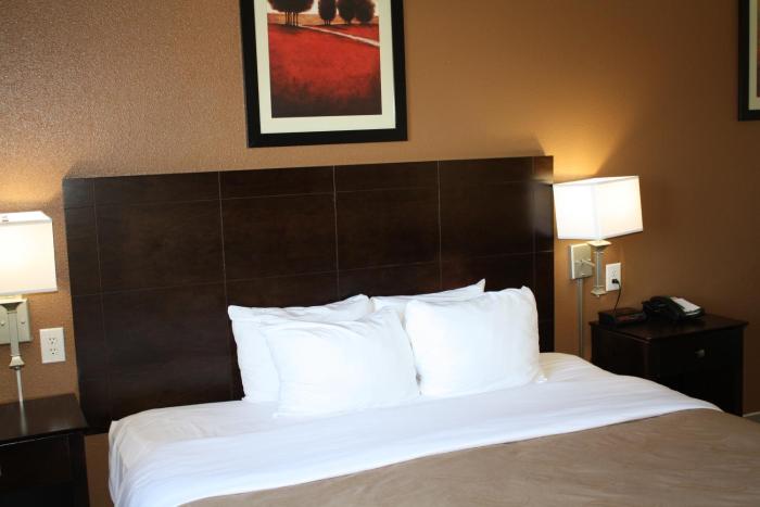 quality inn and suites wichita falls i 44