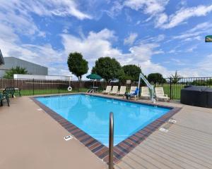 quality inn and suites wichita falls i 44