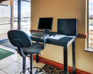 quality inn and suites wichita falls i 44