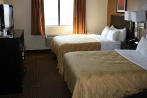 quality inn and suites wichita falls i 44