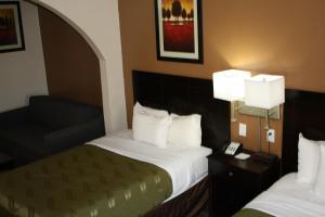 quality inn and suites wichita falls i 44