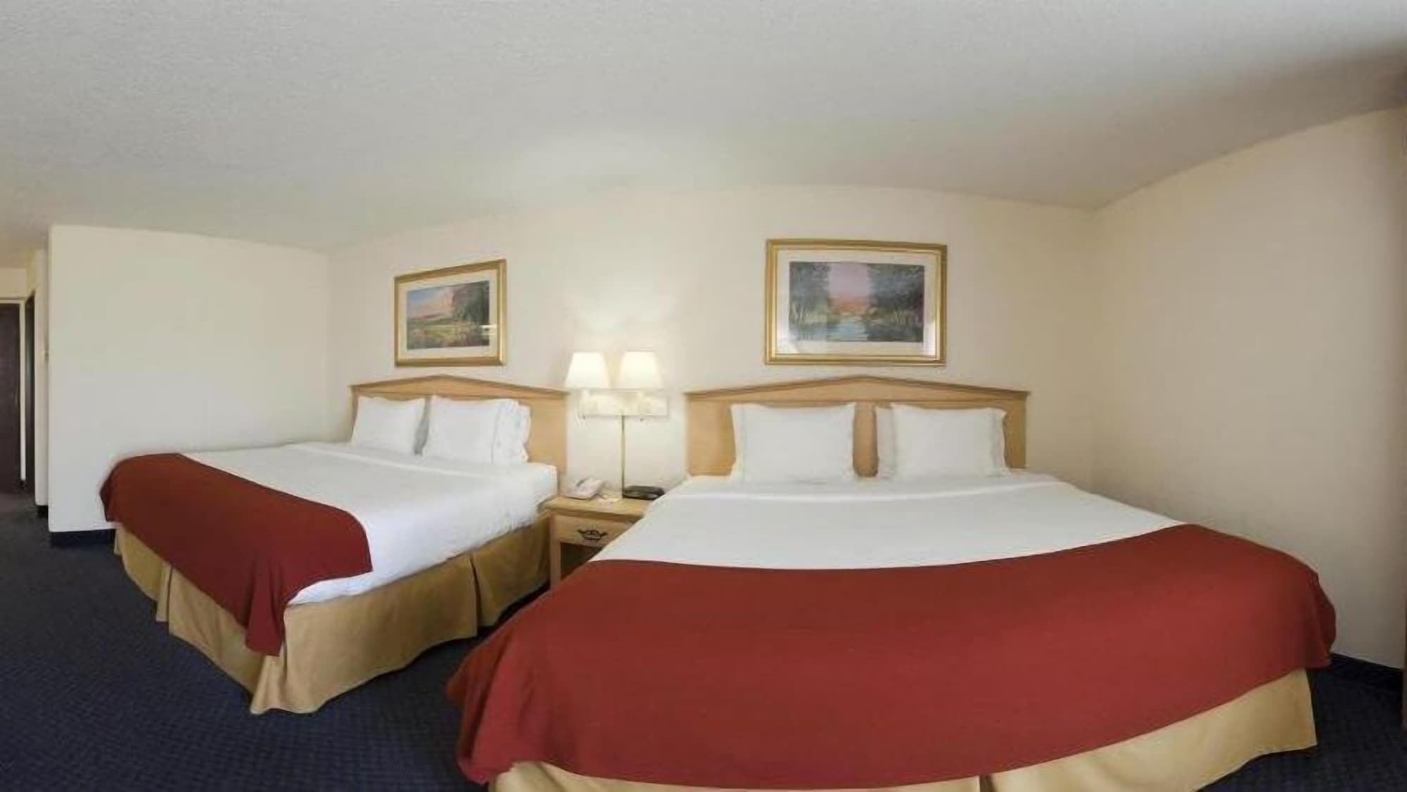 holiday inn express fayetteville univ of ar area by ihg
