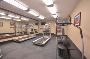 holiday inn express fayetteville univ of ar area by ihg