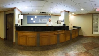 Holiday Inn Express Fayetteville- Univ Of Ar Area By Ihg,Washington>>Bentonville - Fayetteville,3 star