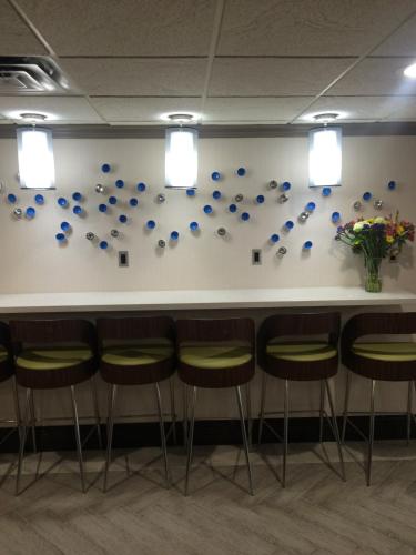 holiday inn express fayetteville univ of ar area by ihg