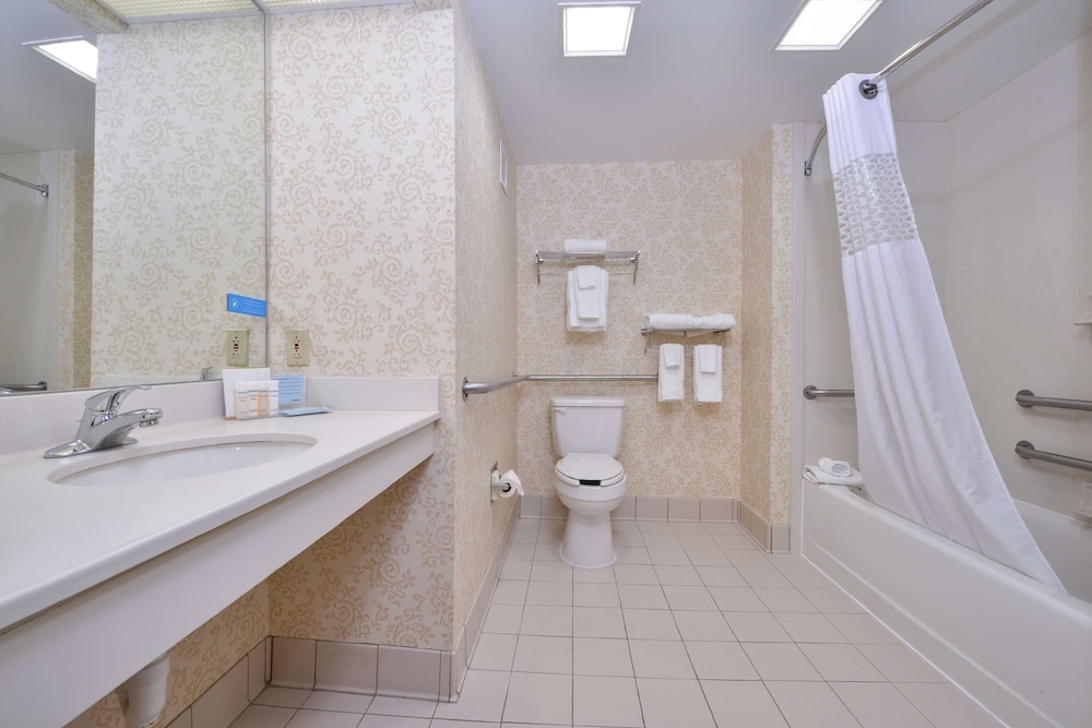 hampton inn waynesboro stuarts draft