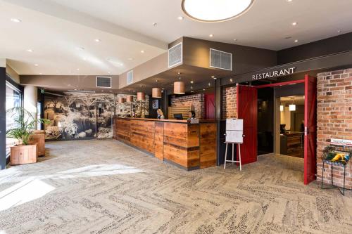 old woolstore apartment hotel