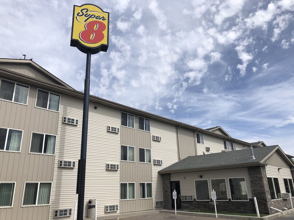 Super 8 By Wyndham Pocatello,Pocatello>>Paris,2 star