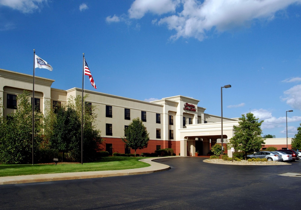 hampton inn and suites kalamazoo oshtemo