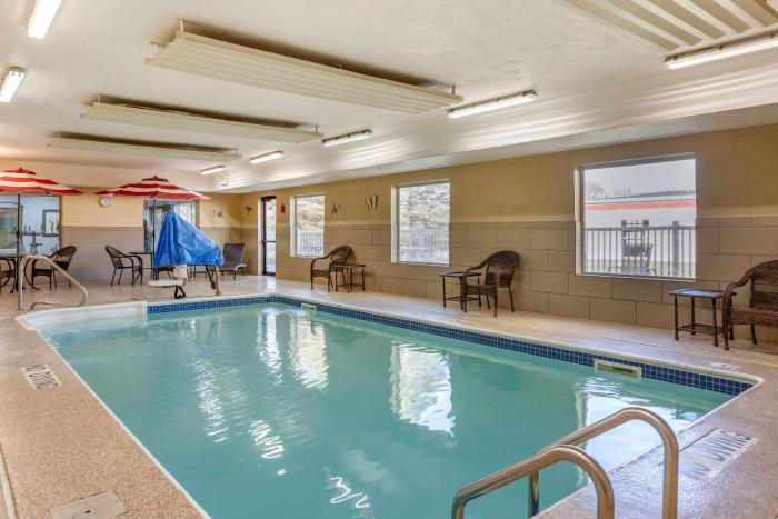 comfort inn and suites paw paw