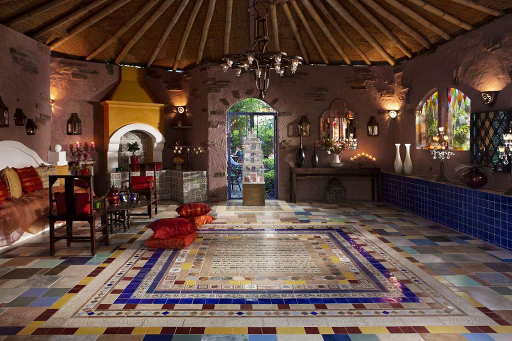 dionysos hotel