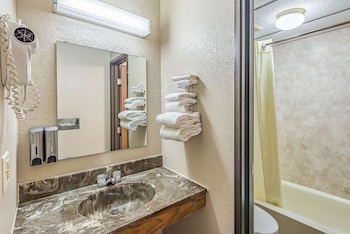 rodeway inn st joseph