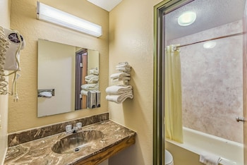 rodeway inn st joseph