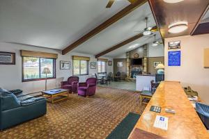 rodeway inn st joseph