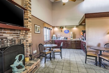 rodeway inn st joseph