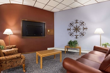 Travelodge By Wyndham Motel Of St Cloud,St Cloud>>Minnesota,2 star