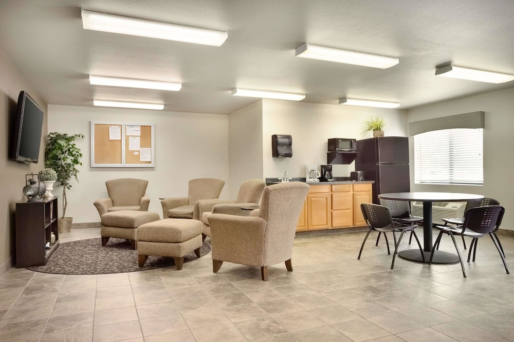 travelodge by wyndham cheyenne