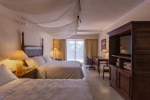 holiday inn merida by ihg