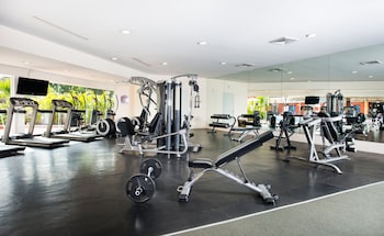 holiday inn merida by ihg