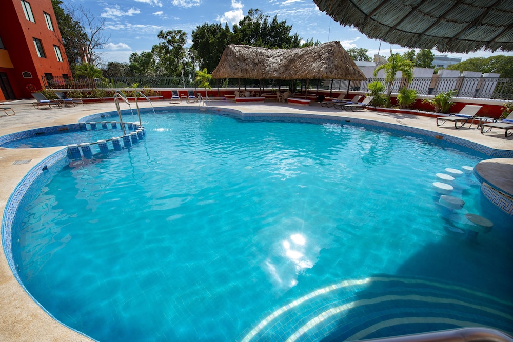 holiday inn merida by ihg