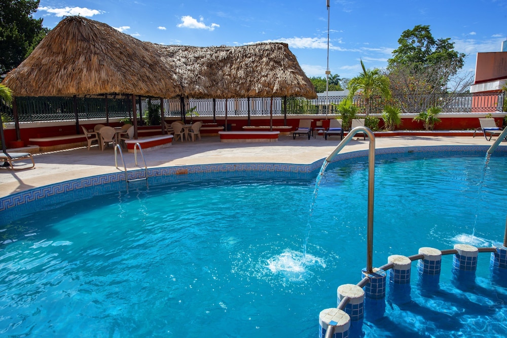 holiday inn merida by ihg