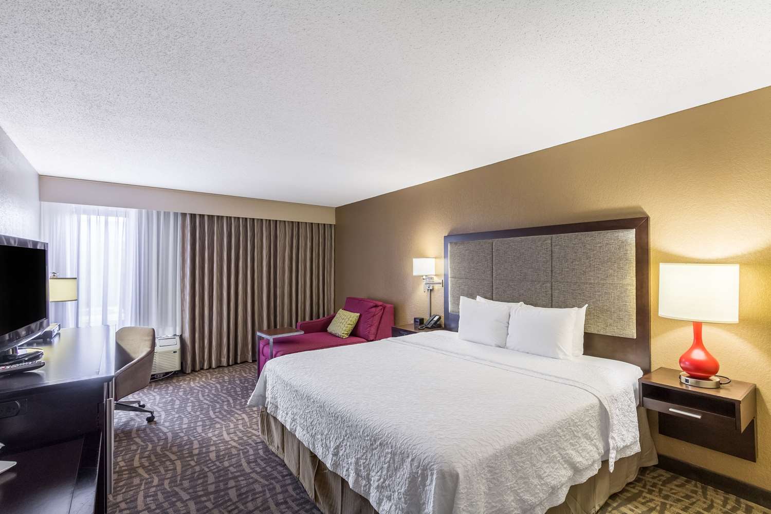 hampton inn jackson pearl international airport