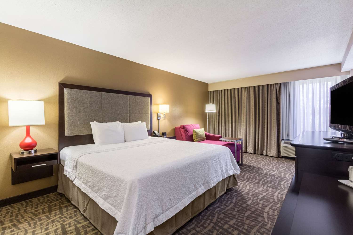 hampton inn jackson pearl international airport