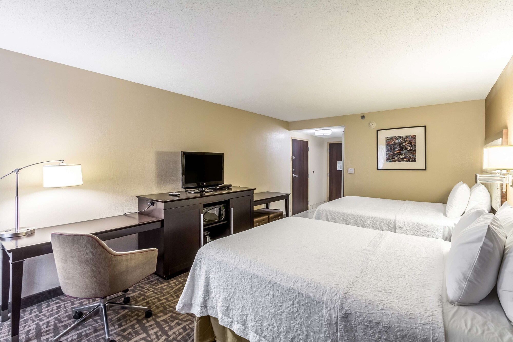 hampton inn jackson pearl international airport
