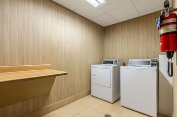 hampton inn jackson pearl international airport