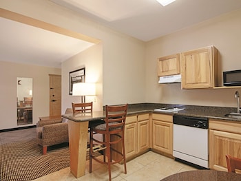 best western plus riverfront hotel and suites