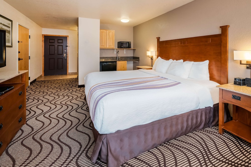 best western plus riverfront hotel and suites