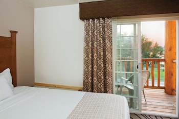 best western plus riverfront hotel and suites