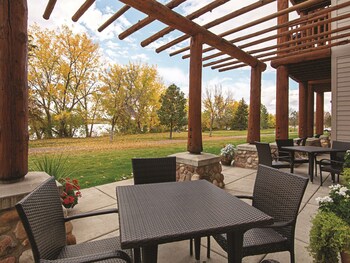 best western plus riverfront hotel and suites