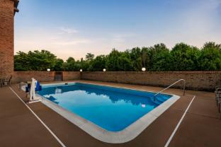 holiday inn express winchester south stephens city by ihg