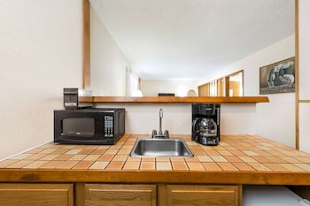 Super 8 By Wyndham Waco/Mall Area Tx,Woodway>>Waco,2 star