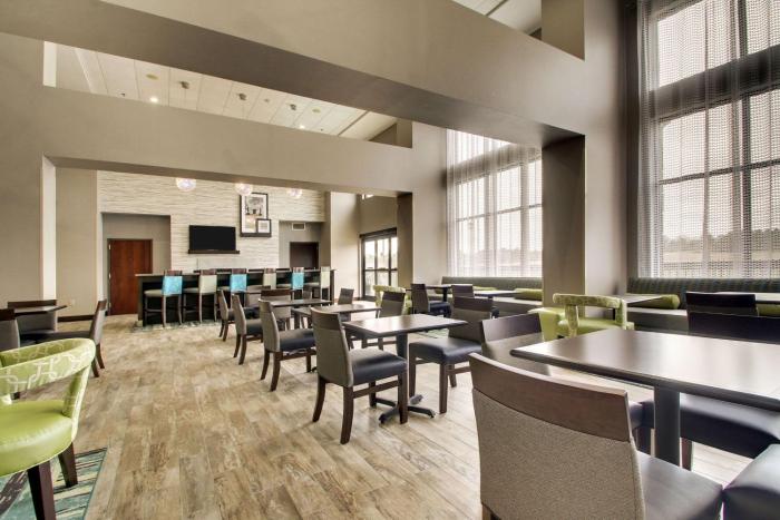 hampton inn yemassee point south