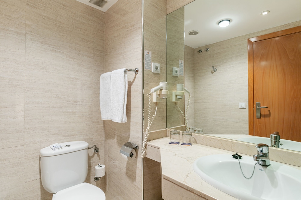 globales de los reyes hotel