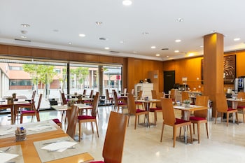 globales de los reyes hotel