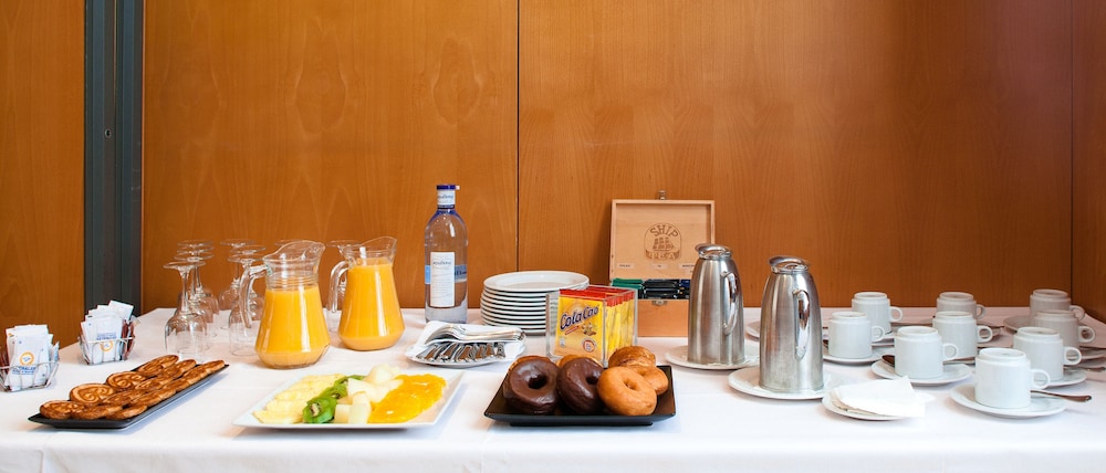 globales de los reyes hotel