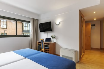 globales de los reyes hotel