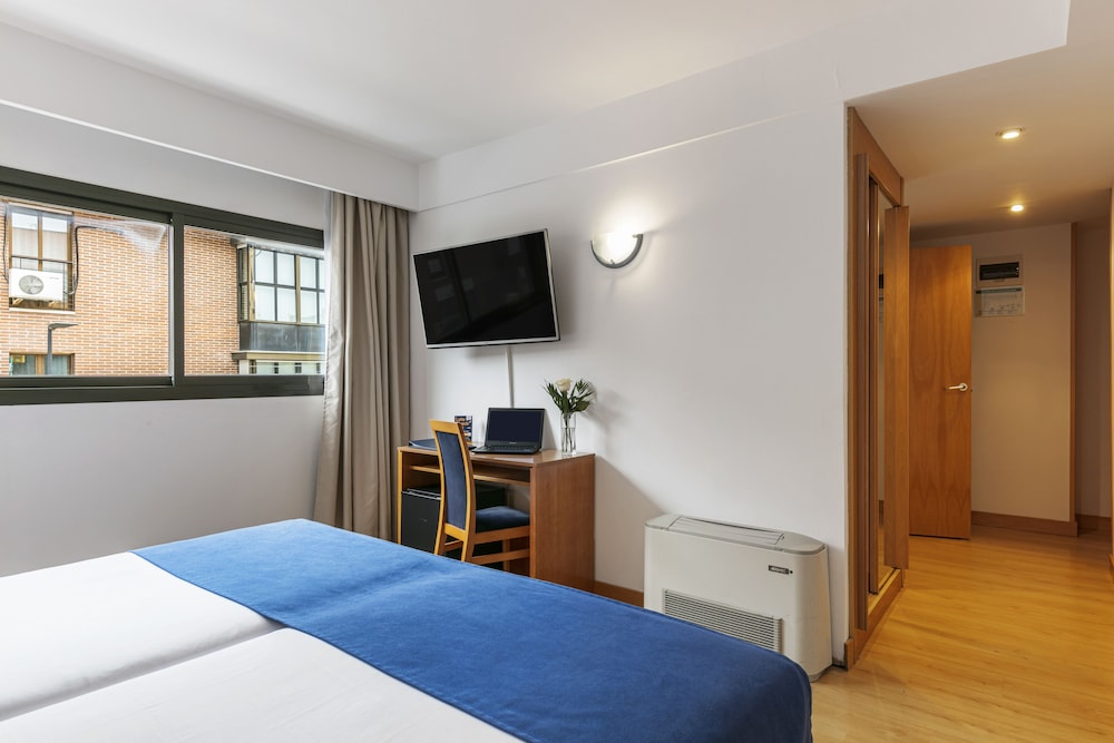 globales de los reyes hotel