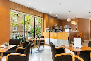 Globales De Los Reyes Hotel,San Sebastian De Los Reyes>>Madrid,3 star