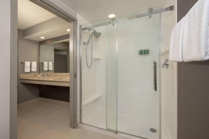 courtyard by marriott frederick