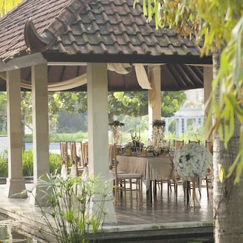 mustika yogyakarta resort and spa