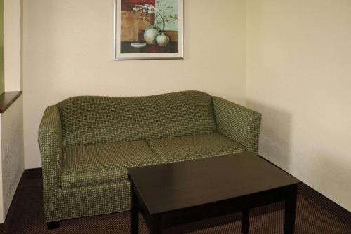 quality inn east