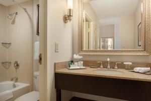 Hilton Fort Wayne At The Grand Wayne Convention Center,Indiana>>Fort Wayne,4 star