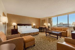 hilton fort wayne at the grand wayne convention center