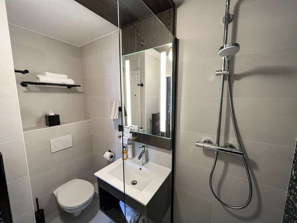 best western plus lartist hotel